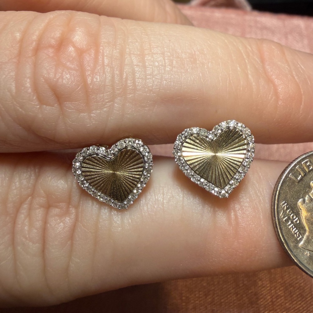 Gold Heart engine turned earrings 10k with natural diamonds 💍